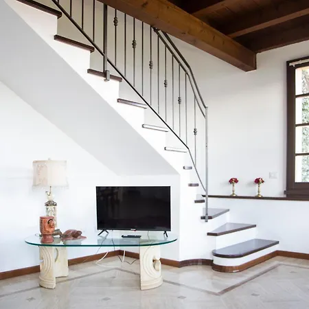 Hotel La Limonaia-charme & View 4*